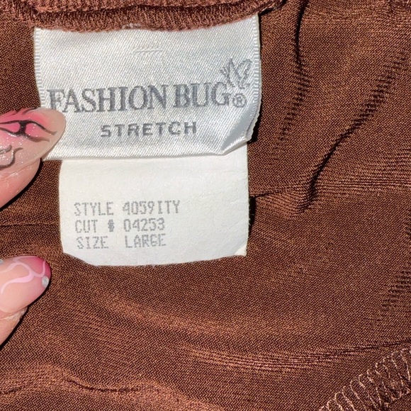 Brown Skirt with Pink Accent - Picture 3 of 3